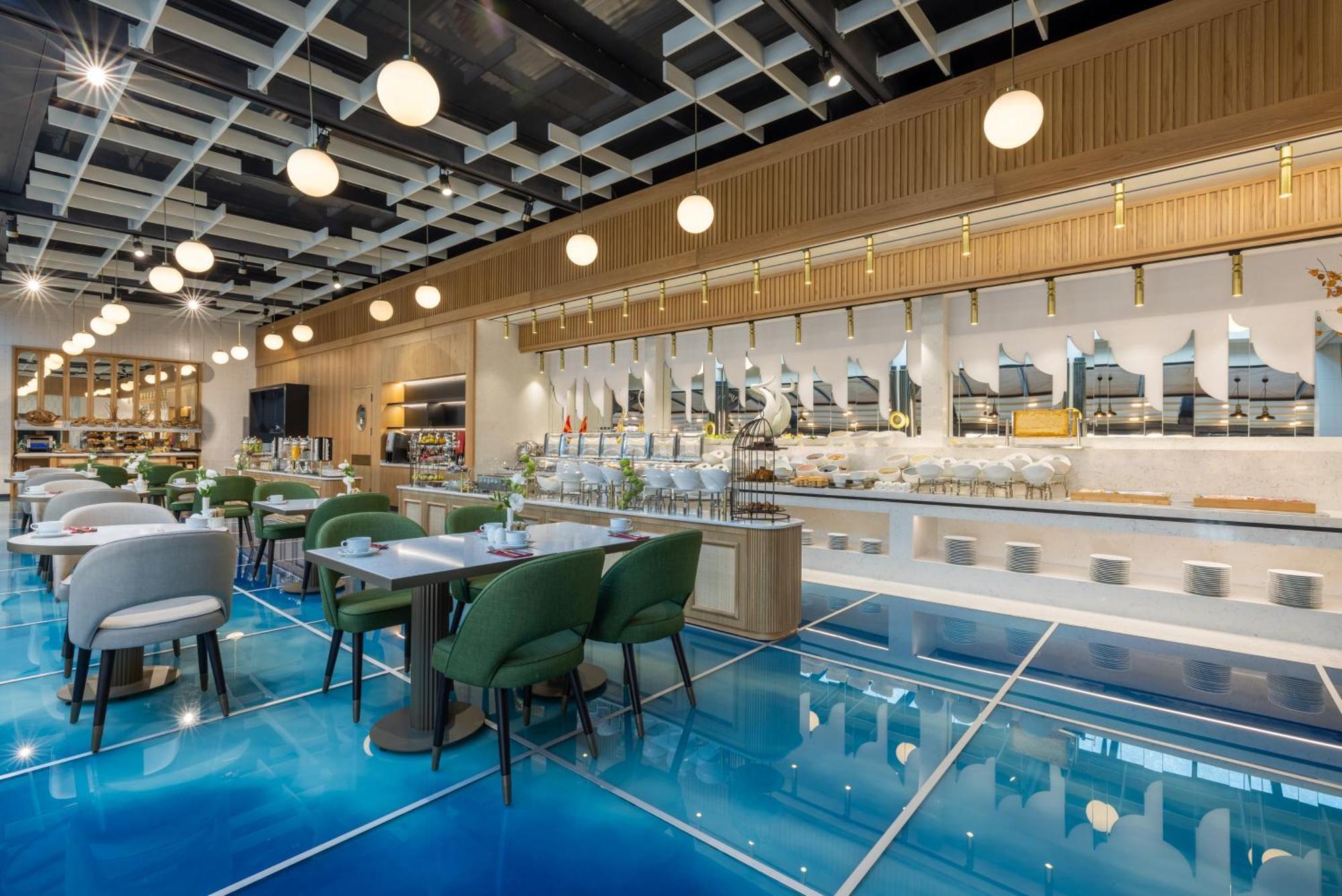 金角湾克拉丽奥酒店 伊斯坦布尔 外观 照片 The lounge at the airport